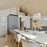 Σπίτι διακοπών Amazing In Faxe Ladeplads With Wifi